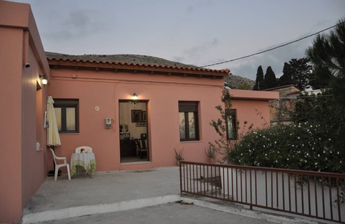 Apostoli House | 60 m² House ∙ 1 bedroom ∙ 2 guests