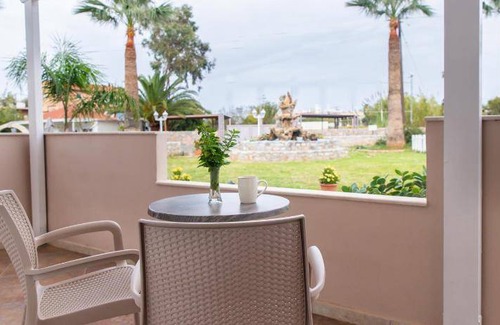 Paralia Kourna Apartment | 60 m² Serviced apartment ∙ 2 bedrooms ∙ 7 guests