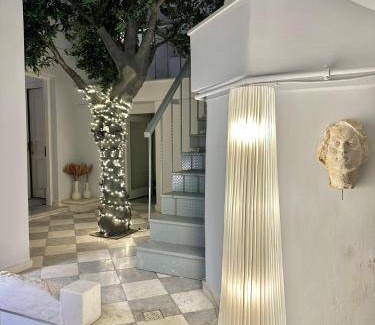 Kerameikos Hostel | 600 m² Hostel ∙ 9 bedrooms ∙ 39 guests