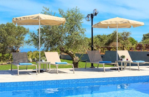 Georgioupolis House | 600 m² House ∙ 15 bedrooms ∙ 45 guests