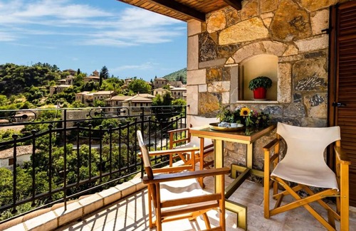 Trikolonoi Apartment | 61 m² Apartment ∙ 2 bedrooms ∙ 4 guests