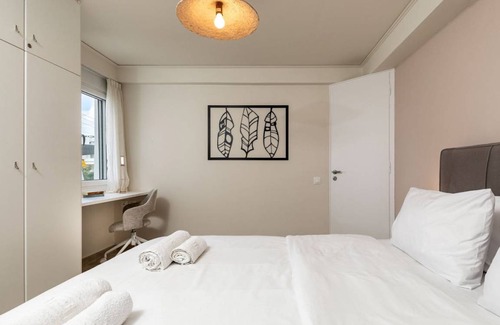 Vouliagmeni Apartment | 63 m² Apartment ∙ 2 bedrooms ∙ 4 guests