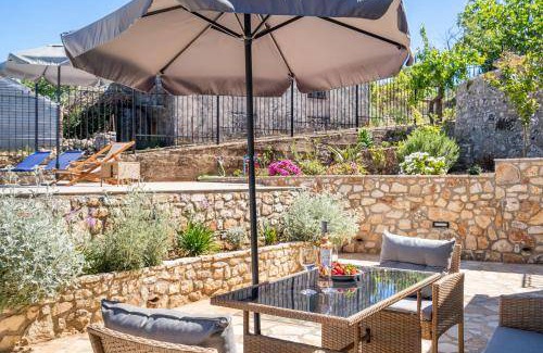 Ithaca Villa | 65 m² Villa ∙ 1 bedroom ∙ 5 guests