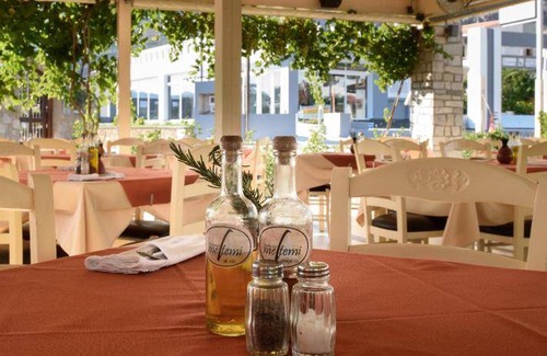 Pefkos Apartment | 67 m² Serviced apartment ∙ 2 bedrooms ∙ 127 guests