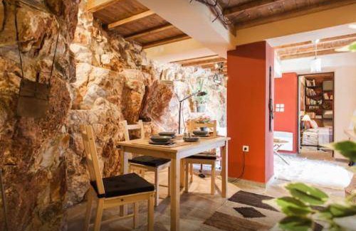 Marathon House | 70 m² House ∙ 2 bedrooms ∙ 4 guests