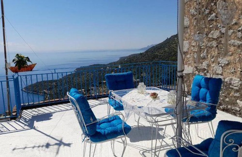 East Mani House | 75 m² House ∙ 2 bedrooms ∙ 4 guests