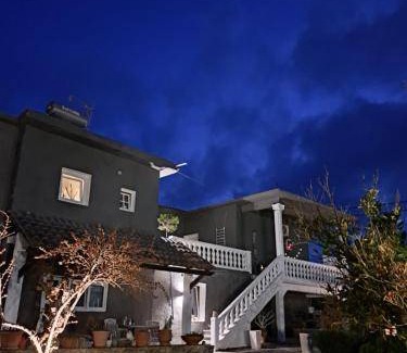 Pyrgos Psilonerou Apartment | 78 m² Apartment ∙ 4 guests