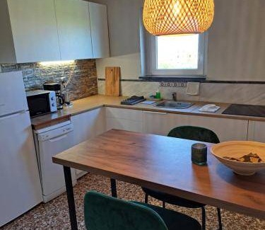 Pyrgos Psilonerou Apartment | 78 m² Apartment ∙ 4 guests