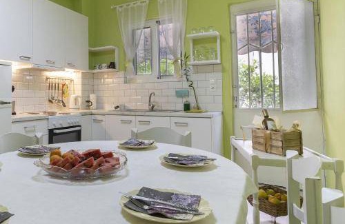 Agios Dimitrios Apartment | 80 m² Apartment ∙ 2 bedrooms ∙ 7 guests