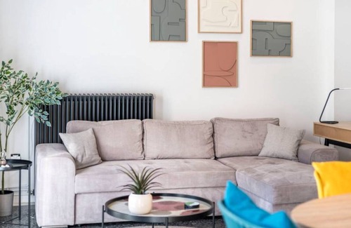 Petralona Apartment | 80 m² Apartment ∙ 2 bedrooms ∙ 3 guests