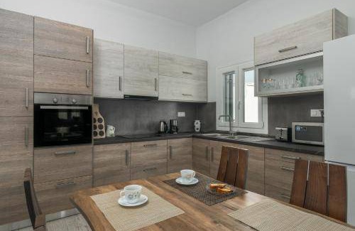 Triovasalos Apartment | 80 m² Apartment ∙ 2 bedrooms ∙ 4 guests