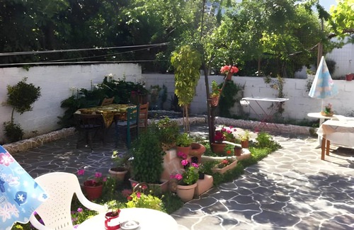 Skiathos Town Bed & Breakfast | 80 m² Bed and breakfast ∙ 2 bedrooms ∙ 5 guests