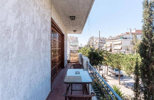 Alimos Apartment | 90 m² Apartment ∙ 2 bedrooms ∙ 5 guests