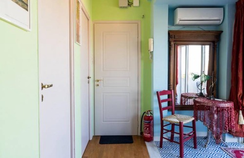 Piraeus Apartment | 90 m² Apartment ∙ 2 bedrooms ∙ 4 guests