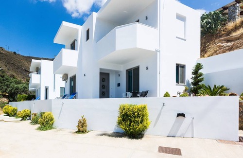 Mariou Villa | 90 m² Villa ∙ 2 bedrooms ∙ 4 guests