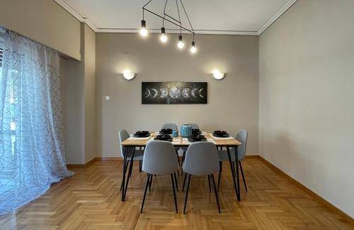 Ampelokipoi Apartment | 91 m² Apartment ∙ 2 bedrooms ∙ 4 guests