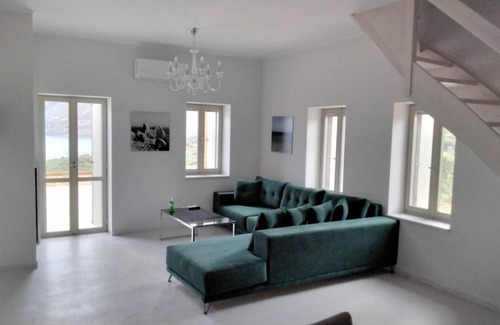 Skoutari House | 95 m² House ∙ 2 bedrooms ∙ 5 guests