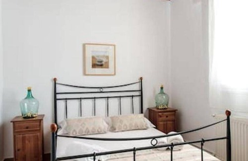 Moutsouna House | 95 m² House ∙ 3 bedrooms ∙ 6 guests