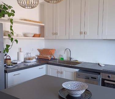 Ermoupoli Apartment | 98 m² Apartment ∙ 2 bedrooms ∙ 4 guests