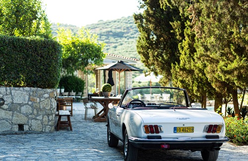 Filisia Villa | A Grand Estate, with 2 Pools, Gym & Tennis Court