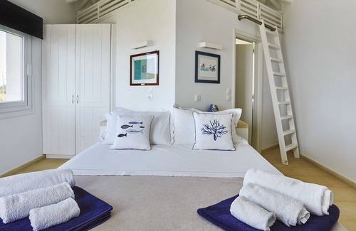 Erikousa Island Hotel | Acantha Boutique Hotel
