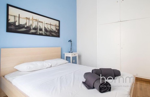 Makrigianni Apartment | Acropolis cozy blue flat