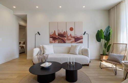 Monastiraki Apartment | Acropolis Dream with Plunge Pool