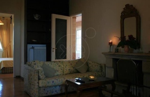 Perama Hotel | Aegli Hotel