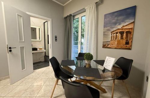 Psirri Apartment | AES Athenean Elegance Suites - Historic Center