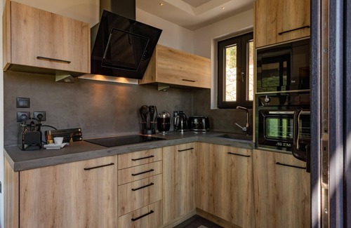 Matsoukata Villa | Agata - Two Bedroom Villa, Sleeps 4
