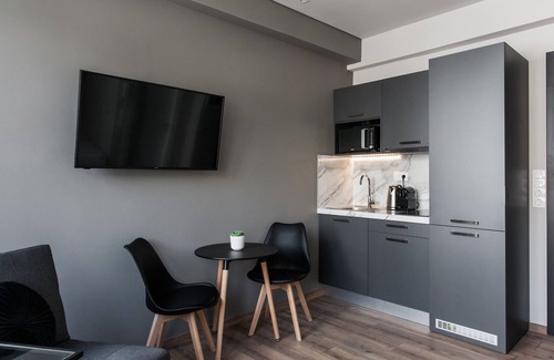 Kinosargous Apartment | Airy Apartment at WYZ Athens