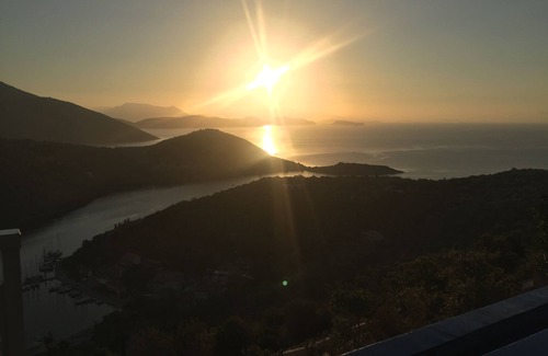 Sivota Villa | ALFRESCO VILLAS : Breathtaking view , beautiful classic modern designed villas