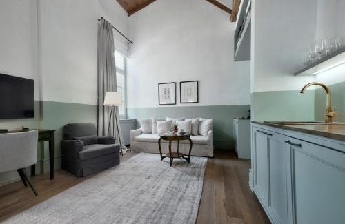 Monastiraki Apartment | Amazing Athens Apartment 1 Bedroom Apartment Elfman Athinaidos