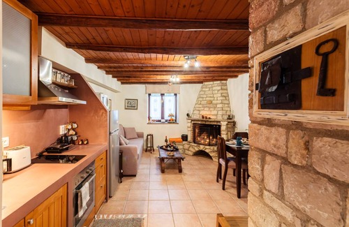 Messini Apartment | Apartment ∙ 1 bedroom ∙ 4 guests