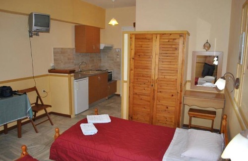 Skiathos Town Apartment | Apartment ∙ 8 guests