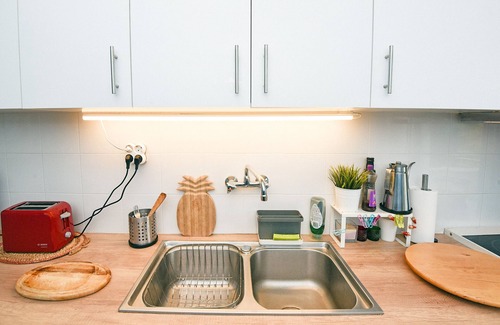 Alimos Apartment | Apartment 'Dendrinos Athens Riviera' with Sea View, Wi-Fi and Air Conditioning