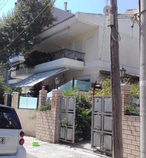Alimos Apartment | Apartment with barbecue 1 km beach