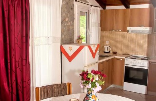 Sinarades Apartment | Apartments Tonia - Pelekas Beach, Corfu