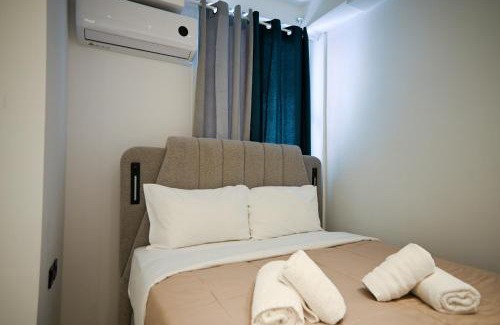 Monastiraki Apartment | Aris Monastiraki Suite by Zeussuites
