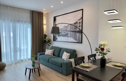 Athens Apartment | Astris Home - Lux Stay with Pool & Gym by TT