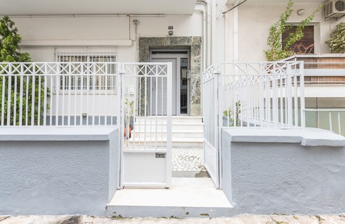 Ampelokipoi Apartment | Athens Empire Paradise Apartment