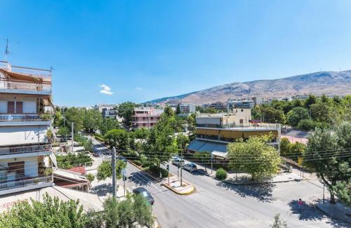 Ilioupoli Apartment | Athens Lux Family Home
