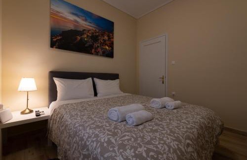 Plaka Apartment | Athens Luxury House