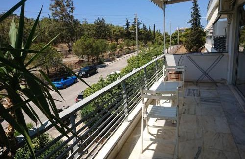 Kavouri Apartment | Athens Riviera Beach Retreat