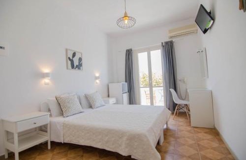 Ios Town Hotel | Avra Pension