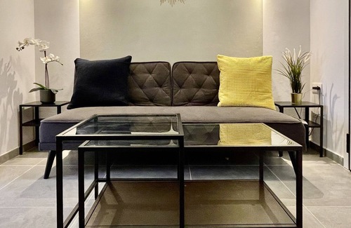 Petralona Apartment | B&B house apartments