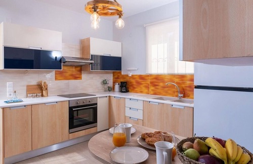 Prines Apartment | Beautifully Appointed Apartment in Prines, A/C, Garden, Sea View - 10mins from Rethymno & Beaches!