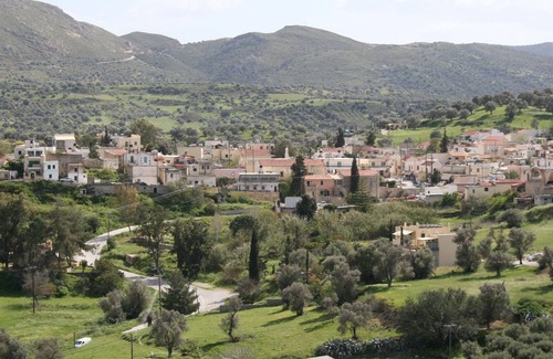 Sivas Apartment | Big 2 bedroom apartment in the heart of Sivas Village, Crete.