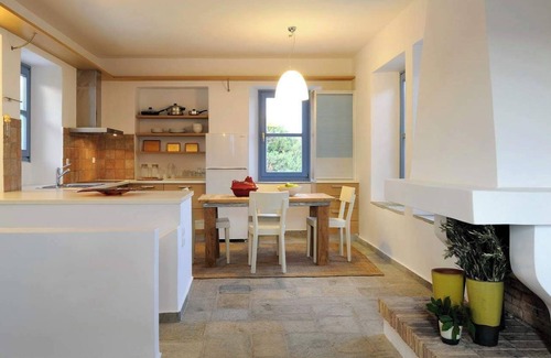 Andros Villa | Blue Villa – 3BR Sea View with Garden & Veranda
