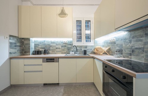 Exarhia Apartment | Bright, Spacious Athens City Stay